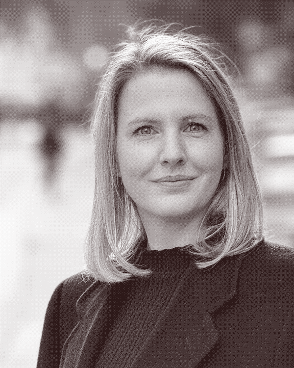 Portrait Dr. Julia Exner-Kuhn